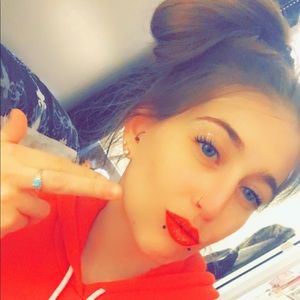 Meet your Posher, Kylie